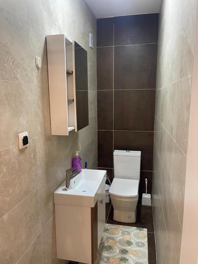 Daf Apartaments Pristina Exterior foto